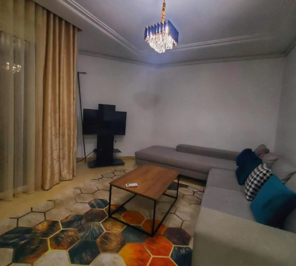 Le Royaume Du L'Aouina Apartment Tunis